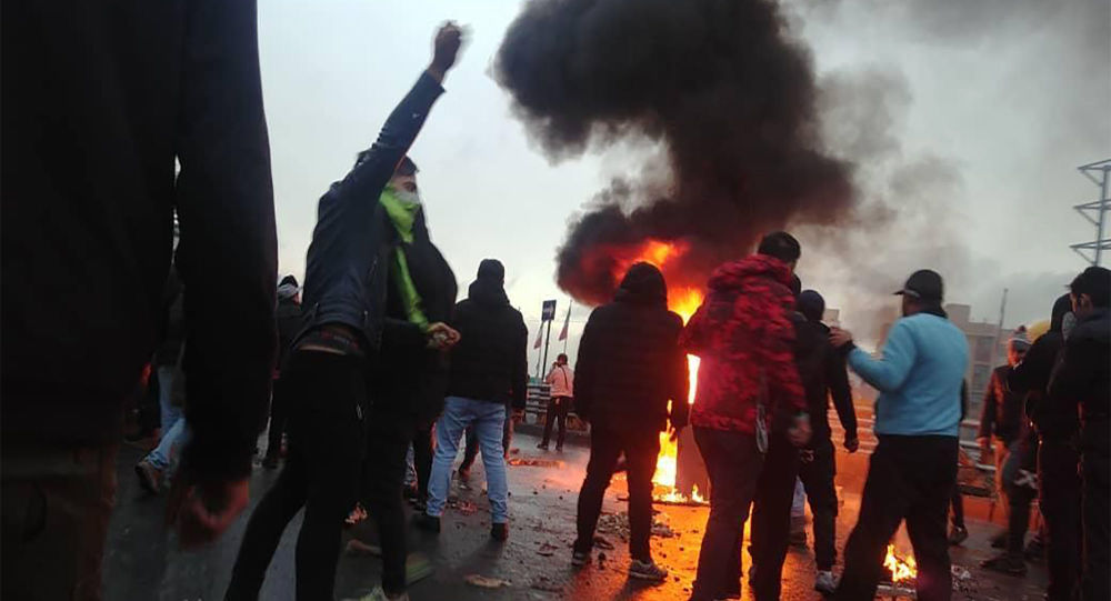 Doğu Kürdistan'da ki protesto gösterilerinde ölü sayısı 35'e ulaştı iran Hameney,