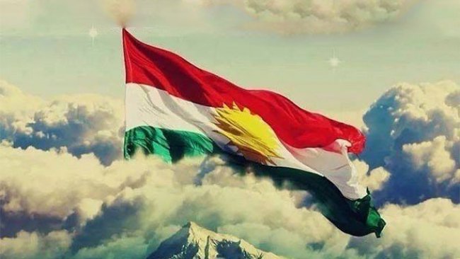 Kürdistan Bayrağı Kürt ulusal birliği ve kurtuluşunun sembolüdür