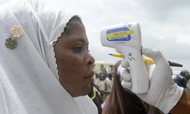 Coronavirüs sıcak havada da yayılıyor, Afrika’da vakalar başladı