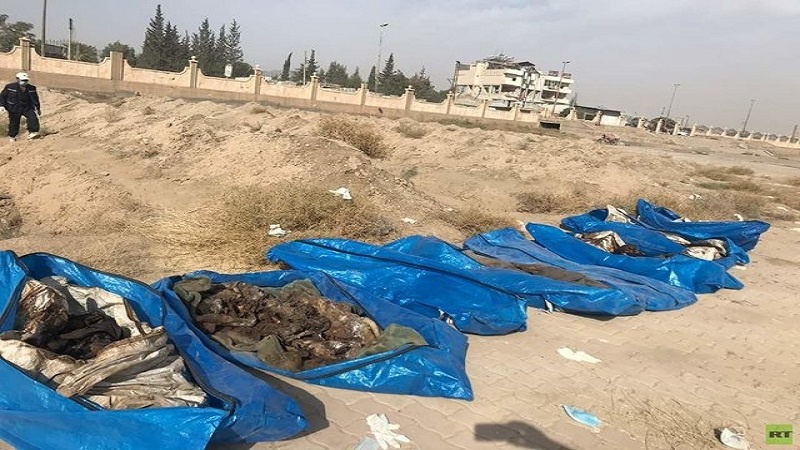 Rakka’daki toplu mezarlardan çoğunluğu kadın ve çocuk 5 bin 900 ceset çıkarıldı