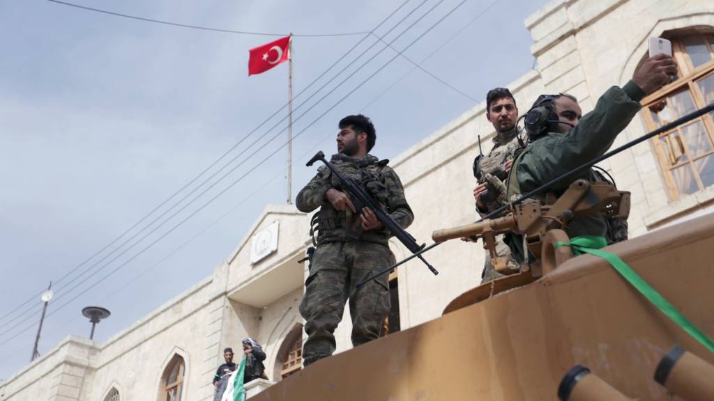 Türkiye’ye bağlı çeteler Afrin’de bir Kürt kadını daha kaçırdı