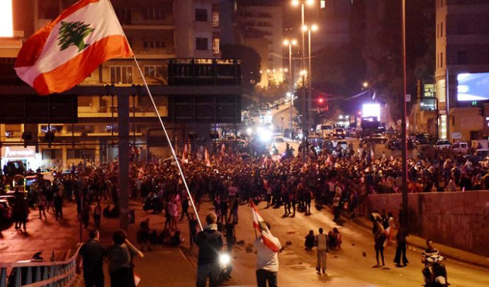 Türkiye Lübnan’daki halk isyanını finanse mi ediyor?