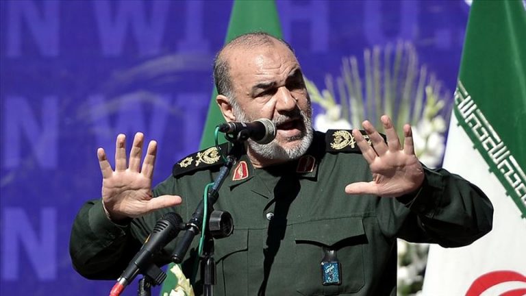 İran Devrim Muhafızları Ordusu Genel Komutanı Tümgeneral : Kasım Süleymaninin kanının bedeli ABD rejiminin yıkılmasıdır
