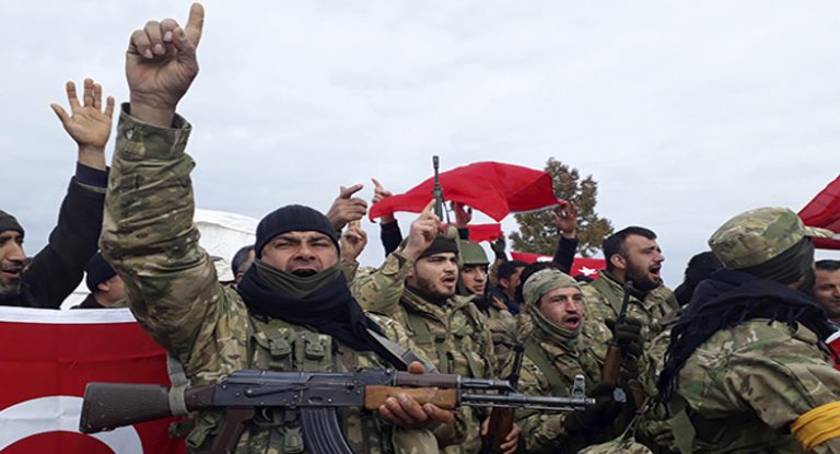 Efrin’de zeytinlere el koymak isteyen çeteler 2’si kadın 12 kişiyi kaçırdı