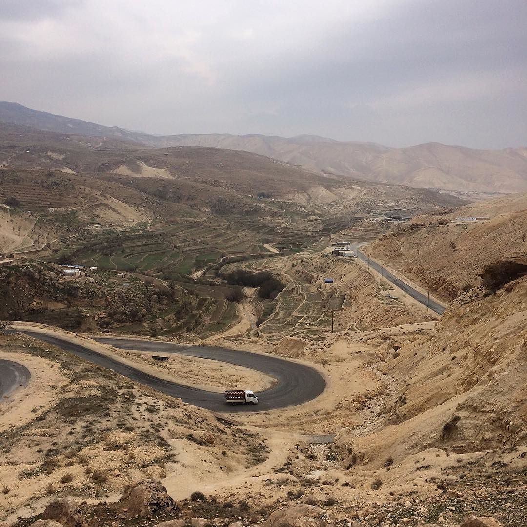 PKK Şengal dağında tüneller yapıyor
