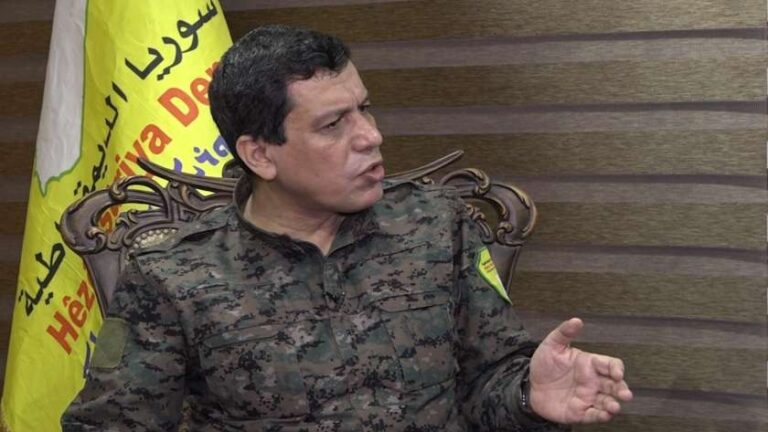 Mazlum Abdi'den çağrı: “Farklılıklarınızı bir kenara bırakın ve Kürtlerin birleşmesi sürecinin başarısı için esneklik gösterin”