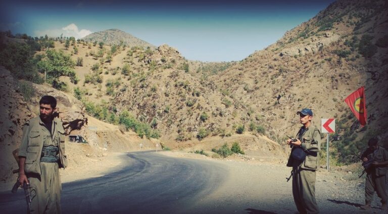 PKK silahlı güçleri Berê Gare alanındaki Gize köyünde halka saldırdı HPG, PKK, Gare Metina, Kontrol noktası Kürdistan Bölgesel Yönetimi, hava saldırısı, uçak,