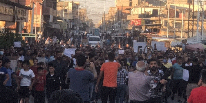 Halkın yürüyüşü sonuç verdi: Özerk Yönetim akaryakıt fiyatlarına  zam kararını geri aldı
