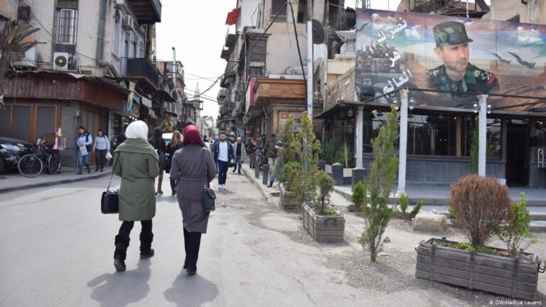 Suriye'de uyuşturucu kullananalar ve satanların şok edici hikayeleri