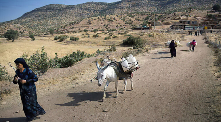 Doğu Kürdistan’da 120 köy ve bir milyon 200 bin insan susuz kaldı