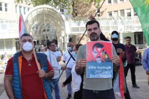 Almanya-Düsseldorf: Kürtler, PKK'nin Rojava siyasetini kınamak için toplandı