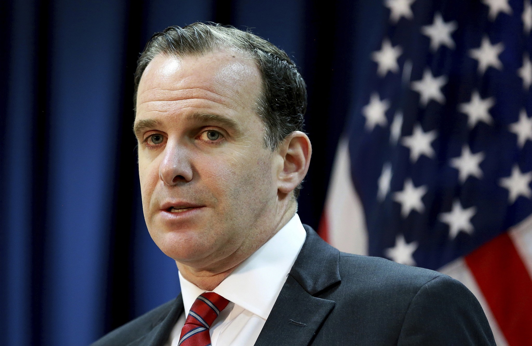 Suriye'nin Arap Birliği'ne dönmesi McGurk ayrıca Suriye'ye ilişkin yaptığı açıklamada "Suriye, Arap Birliği'ne geri dönmeyecek. Esad rejiminde gerçek bir normalleşme görmüyorum" ifadelerini kullandı. McGurk, ayrıca Rûdaw'ın ABD’nin Peşmerge’ye destek vermesine yönelik sorununu “Peşmerge güçlerini desteklemeye devam edeceğiz. Irak ve Peşmerge güçlerine eğitim ve desteğimiz sürecek” şeklinde yanıtladı.