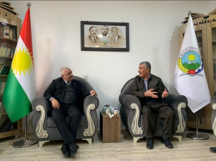 HAK-PAR heyeti Kürdistan Demokrat Partisini ziyaret etti