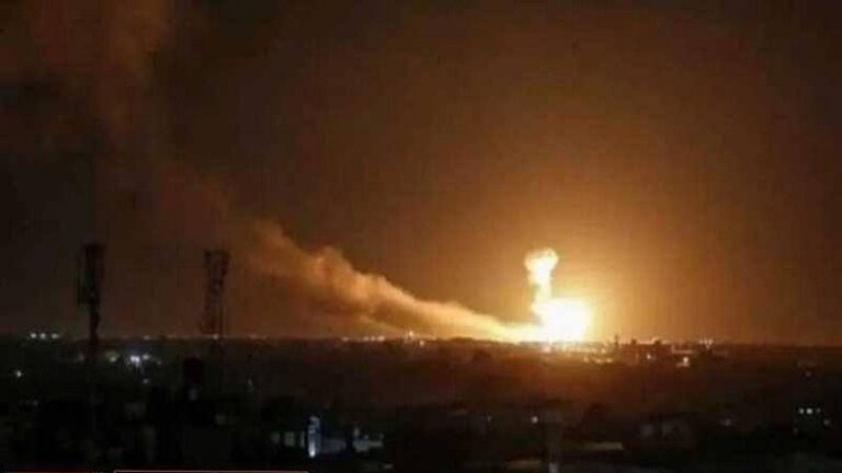 “Edinilen bilgilere göre füzeler Irak ve Kürdistan Bölgesi sınırları dışından, doğu yönünden fırlatıldı” denildi. Başkent Erbil son iki yıl içerisinde dokuz defa füzelerle hedef alındı. Saldırılar daha çok ABD öncülüğündeki koalisyon güçlerine ait hedefler ve ABD’nin Erbil Başkonsolosluğu’na yönelik gerçekleşti.