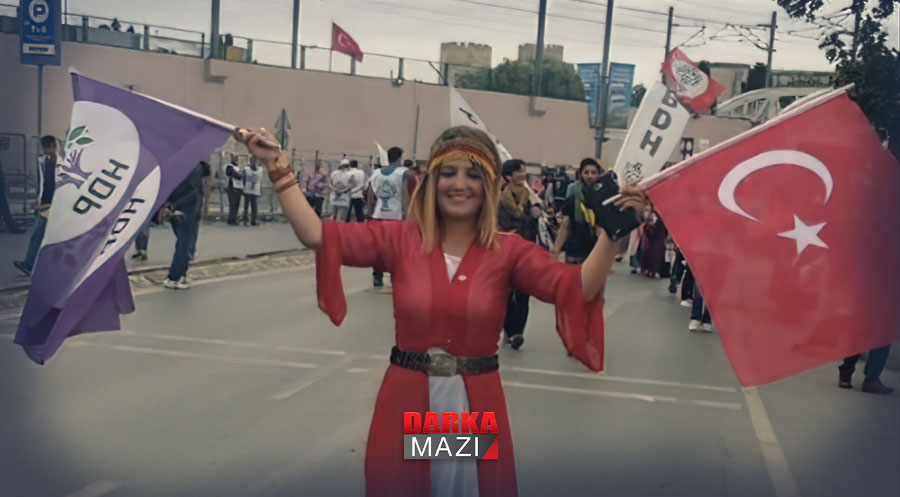 Kürt kadınları self-kolonyalizmin nesnesi olarak mı kullanılıyor? otoasimilasyon, Abdullah Öcalan, Nasıl Yaşamalı Sosyal Devrim, Şam, PKK, Kadın hareketi, alevilik, Kürt kimliği, asimilasyon Kürdistan, Kadın hareketi, Kürt kadın hareketi, Leyla Zana, Figer Yüksekdağ