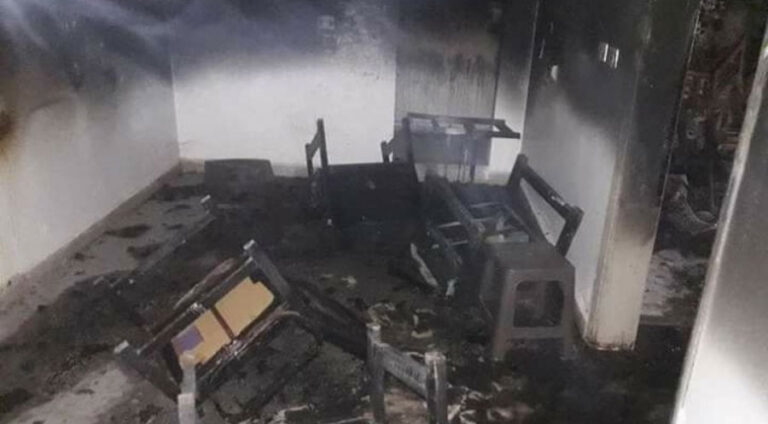 PKK'ye bağlı çeteler ENKS'nin Rojava'daki bürolarını yaktı