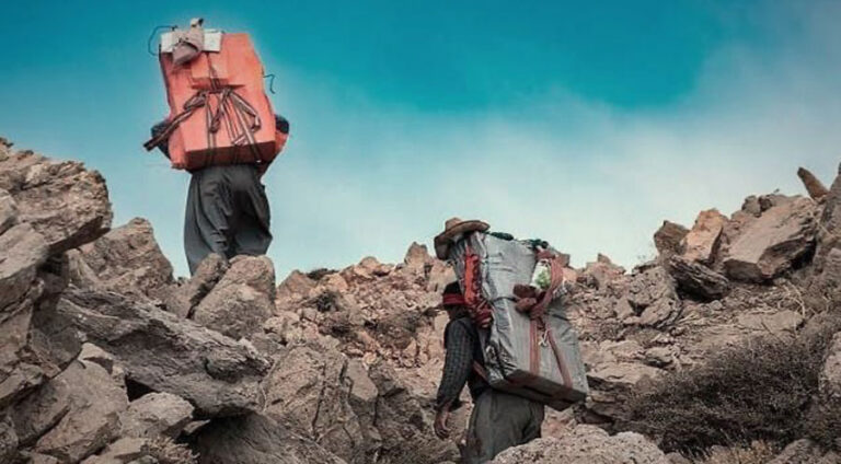 İran devleti Kürt çocuklarını öldürmeye devam ediyor: 18 yaşındaki kolber öldürüldü