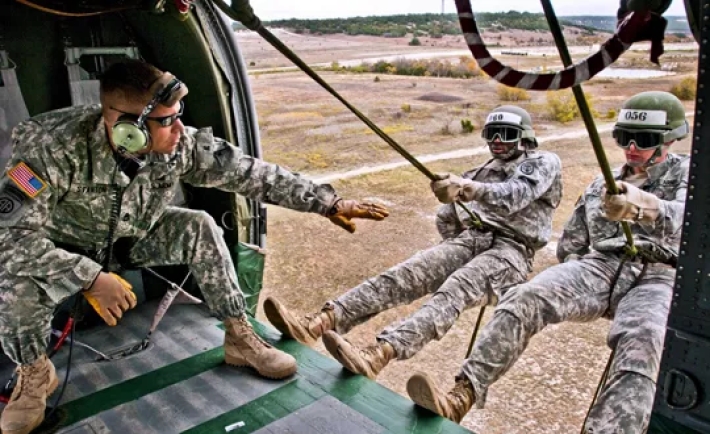 80 yıldan sonra ilk kez ABD'nin Hava İndirme Birlikleri Avrupa'ya konuşlandı