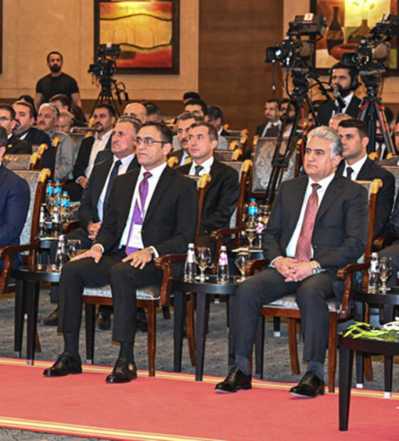 Erbil’de düzenlenen “Ortadoğu’da Kürt Sorunu Forumu’na katılan Başbakan Barzani Kürt sorunun çözümüne dönük bir çerçeve sundu