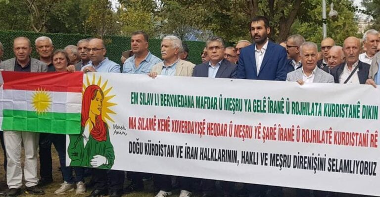 Amed: 645 kurum ve şahsiyetten Rojhilat ve İran'daki Jina Emini gösterilerilerine destek