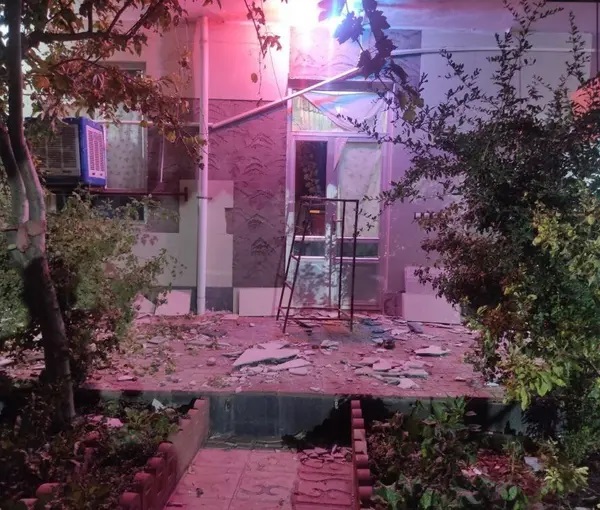 Doğu Kürdistan'ın Xoy kentindeki depremde yaralananların sayısı bini geçti