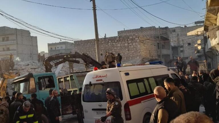 19 kişinin hayatını kaybettiği Şex Maksud'taki bina için şikayet yapıldığı halde, belediye duyarsız yaklaşmış
