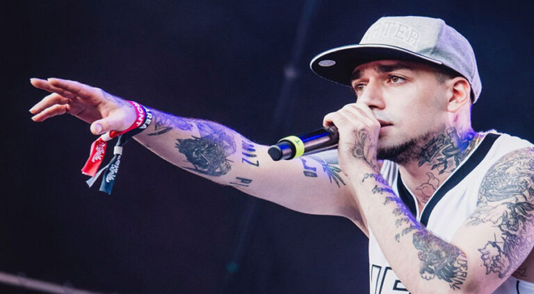 Ezhel, ‘Kürdistan’ sözleri nedeniyle hedef gösterildi