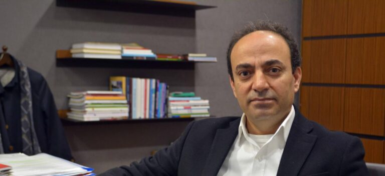 Osman Baydemir: “Kürdistan Hükümeti’ni açlıkla terbiye etmeye çalıştılar ama  yardıma ilk gelenlerden biri de Kürdistan Hükümeti ve Barzani Vakfı oldu