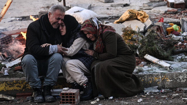 Deprem'in dokuzuncu günü: Can kaybı 31 bin 974 olarak açıklandı
