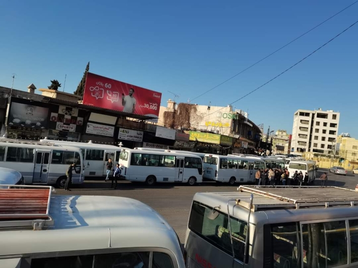 Duhok Valiliği Erbil Kitap Fuarına gitmek isteyen binden fazla gencin geliş gidişini organize etti