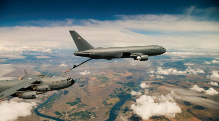 ABD İran'a karşı sığınak delici bombalar konuşlandırıyor