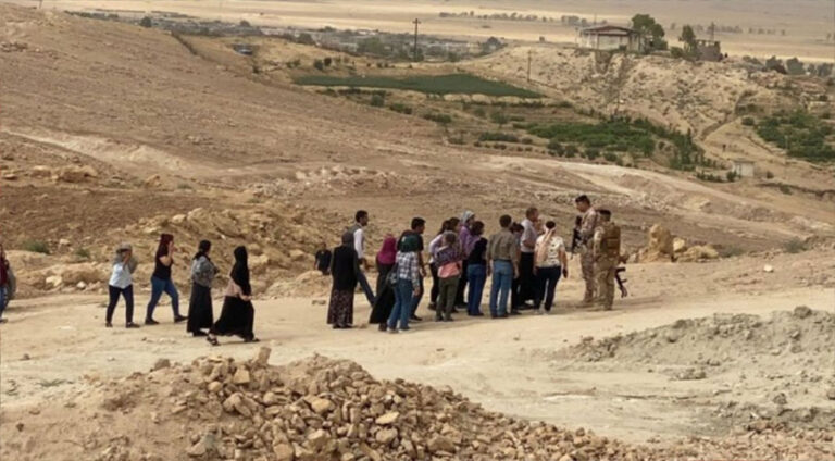 Irak ordusu değil Kürdistan Bölgesi güçleri Mexmur kampını kuşatmaya alsaydı neler olacaktı?