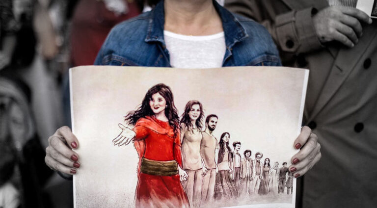 Direnişin sembolü Jîna Emînî’ adı Paris 10. Bölge’deki Villemin Bahçesi’ne verildi