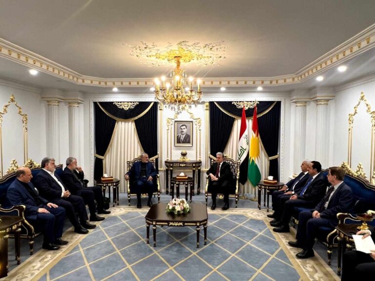 Kürdistan Bölgesi İçişleri Bakanı ile Erbil Valisi İranlı üst düzey bir heyetle görüştü