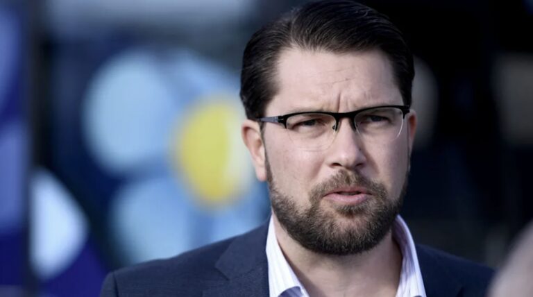 İsveç Demokrat Parti lideri Akesson: Şiddeti teşvik eden camiler kapatılsın, imamlar sınır dışı edilsin