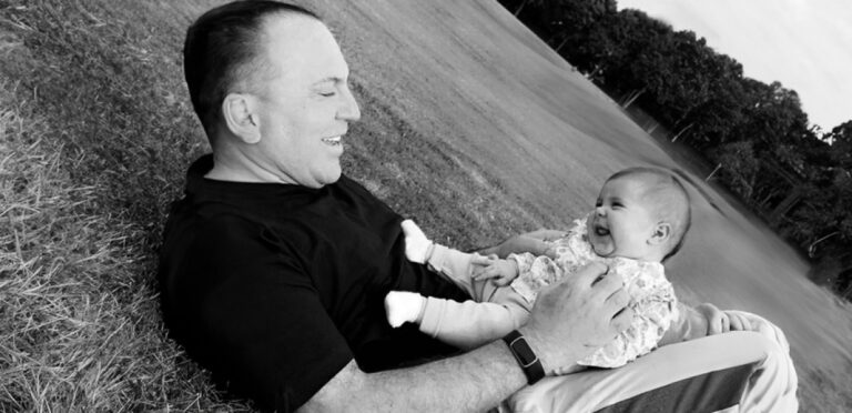 Kürdistan halkı 40. gününde İran devleti tarafından katledilen Peşrew Dizeyi ve Jina bebeği anıyor