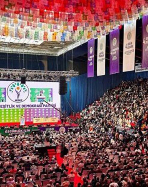 Başak Demirtaş adaylıktan çekildi
