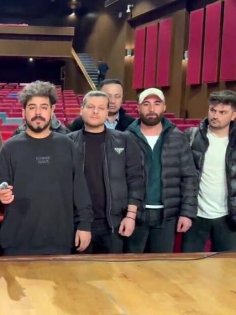 Qral u Travis’e getirilen yasak bakanlığın kararı ile kaldırıldı