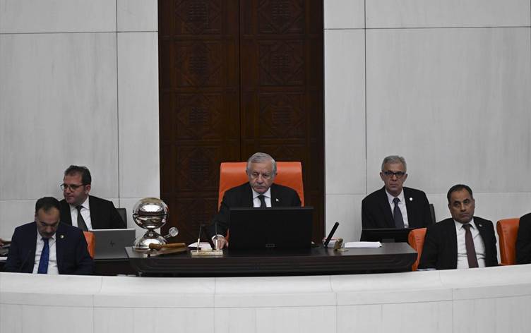 CHP'den Kobani davası yorumu: Abdullah Öcalan niye sanık değil?