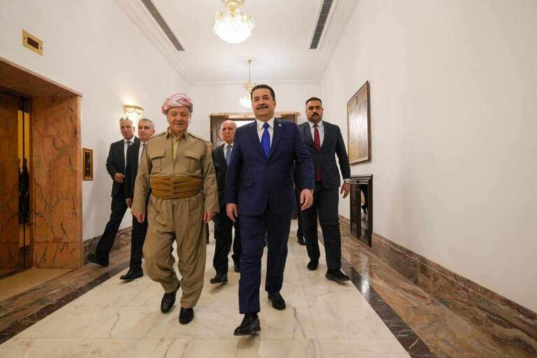 Şarkul Awsad: Barzani'ni Bağdat'ta olağanüstü karşılandı ve gerçek bir çözüm hamlesi yaptı