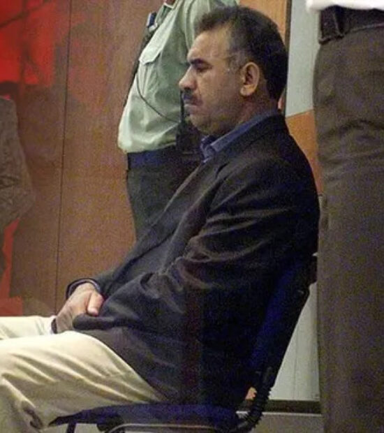 Bir Arap ve bir Türk İmralı’da Öcalan ile Kürt sorunun çözümünü görüştü, Öcalan ne söyleye bilir?