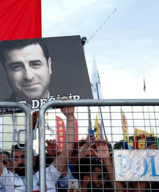 İmralı Heyeti ile görüşen Selahattin Demirtaş: Kürtlerin çoğunun yönüde, yüzüde Türkiye’ye dönüktür