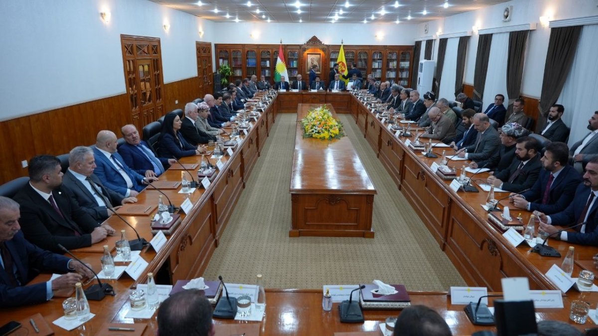Pirmam'da önemli toplantı: Kürt siyasi partiler Başkan Barzani başkanlığında toplandı