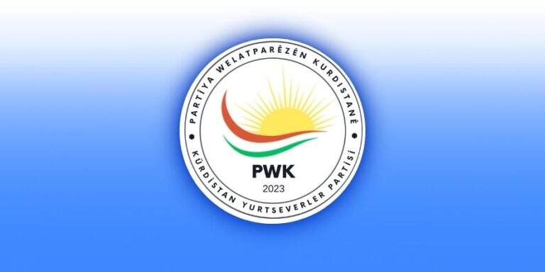 Kürdistan Yurtseverler Partisi (PWK), PKK’nin Süleymaniye’deki silah bırakma törenini desteklediklerini duyurdu ancak çözümün tek taraflı değil, Kürdistan halkının iradesiyle mümkün olacağını vurguladı.Kürdistan Yurtseverler Partisi (PWK) Basın Bürosu, 11 Temmuz 2025 günü Süleymaniye yakınlarında bir grup PKK’li tarafından yapılan silah bırakma açıklamasına dair değerlendirmede bulundu. Açıklamada, "Silah bırakmayı, savaşın ve ölümlerin son bulması açısından destekliyoruz" denildi ancak, PKK’nin bu adımının “Kürt ve Kürdistan sorununu çözmeye yetmeyeceği” belirtildi.Kürdistan Yurtseverler Partisi (PWK) Basın Bürosu tarafından yapılan açıklamada şu ifadelere yer verildi:Silahların bırakılmasını destekliyoruz, Kürt ve Kürdistan sorununda muhatap Kürdistan halkı ve onun siyasi temsilcileridir11 Temmuz 2025 günü, bir grup PKK gerillası, Abdullah Öcalan’ın çağrısı üzerine, Güney Kürdistan’ın Süleymaniye şehri yakınlarında, silahlarını yakarak silahlı mücadeleye son verdiklerini açıkladılar. PKK'nin silah bırakmasını, savaşın, çatışmaların, Türkiye Devleti’nin askeri operasyonlarının, ölümlerin son bulmasını desteklediğimizi bir kez daha halkımıza duyurmak istiyoruz.Ancak ve kuşkusuz, PKK’nin silah bırakması, Kürt ve Kürdistan sorunun çözümü anlamına gelmemektedir.Kürt, Kürdistan sorununun çözümünde, ‘‘ayrı devlet, federasyon, özerklik ve kültüralist talepleri’’ reddeden, sorunu ‘’demokratik ulus, demokratik, cumhuriyet, ortak vatan’’ anlayışıyla, ‘’eşit vatandaşlık’’ temelinde çözmeyi öneren Öcalan, PKK ve DEM Parti’nin bu yaklaşımı; Türkiye Devleti’nin ‘’Tek devlet, tek millet, tek vatan, tek bayrak, tek dil’’ siyasetinin farklı bir söylemle dile getirilmesidir.Kürdistan sorunu, Kürt milletinin kendi geleceğini belirleme, Kürdistan halkının siyasi, coğrafi, milli bir statüyle kendi ülkesinde kendisini yönetme sorunudur. Kürt sorunu, Türkiye metropollerinde yaşayan Kürtlerin dil, kültür ve demokratik hak ve özgürlüklerinin sağlanması, Kürtlerin nüfus olarak çoğunlukta oldukları Türkiye metropol yerleşim yerlerinde de yerelde kendisini yönetebilme sorunudur.Açık bir dille belirtmek gerekir ki, Kürt ve Kürdistan sorununda, bugünkü koşullarda konumu ve misyonu ne olursa olsun, tek bir örgütün ve şahsın muhatap alınması tarihi, siyasi ve hukuki olarak yanlıştır ve sorunun çözümünü daha da zorlaştıran bir yoldur. Sorunun muhatabı Kürt milleti, Kürdistan halkı ve bir bütün olarak onun siyasi temsilcileridir.Bugün Kürt milletinin milli, coğrafik, siyasi statü talebi ile acil taleplerini bütünleştirecek, kısa, orta ve uzun vadeli hedefleri içerecek bir programla milli, demokratik kalıcı bir ittifaka ihtiyaç vardır.Böylesi bir kalıcı ittifakın yanı sıra, Kürt ve Kürdistan sorununun diyalog yoluyla, barışçıl, siyasal, demokratik ve sivil yol, yöntem ve araçlarla çözümüne zemin hazırlaması için, Kürtlerin acil talepleri ekseninde, KÜRT TARAFI oluşturulmalı ve KÜRT TARAFI Türkiye Devleti’ne muhatap olmalıdır.KÜRT TARAFI’nın oluşturulması için, Kürt siyasi partileri, sivil toplum kuruluşları ve toplumda karşılığı olan etkili Kürt şahsiyetleri zaman kaybetmeksizin bir araya gelmeli, somut bir adım atmalıdırlar. İçinden geçmekte olduğumuz bu hassas ve önemli süreçte, milli, demokratik bir temsiliyetin oluşturulması hepimizin omuzlarında duran milli, tarihi bir görevdir.Kürt milleti ve Kürdistan’daki tüm bileşenleri ve onların iradesini temsil eden KÜRT TARAFI ve Türkiye Devleti, uluslararası hukuk kurallarını ve deneyimleri de gözeterek masaya oturmalı ve şeffaf bir şekilde birlikte bir çözüm programı belirlemelidirler. Bunun dışındaki her yol, yöntem ve anlayışın sorunun çözümüne hizmet etmeyeceği ve sorunu daha da griftleştireceği açıktır.Yine bu bağlamda, 11 Temmuz 2025 günü bir grup PKK gerillasının silah bırakması ardından, resmi ve gayri resmi kanallardan, Türkiye Cumhurbaşkanı Recep Tayip Erdoğan’nın konu ile ilgili ”tarihi bir açıklama” yapacağı duyuruldu. Beklenen “tarihi açıklama” 12 Haziran 2025 Cumartesi günü yapıldı. ”Terörsüz Türkiye” süreci olarak tanımlanan sürecin bir değerlendirmesi ve gelinen noktayı ifade eden genel bazı açıklamalar dışında, Kürtler açısından yeni hiçbir şey yoktu. Yeni olan şey hedefin ”Terörsüz Türkiye”’den ”Terörsüz Bölge”ye çıkarılması” ve bunun için de ‘’Türk-Kürt-Arap kardeşliğine dayalı’’ bölgesel yeni bir hegomanya stratejisinin sınırlarının çizilmesi oldu.Erdoğan’ın dile getirmiş olduğu siyaset, öteden beri ”neo-osmanlıcılık” olarak dile getirilen bir bölgesel hegomanya stratejisinin farklı bir şekilde yeniden güncelleştirilmesidir. Bu stratejinin hayata geçirilmesi önünde Kürtler ve Kürt milli hareketi bir engeldir ve bu engelin ortadan kaldırılması için de öncelikle Kürtlerin her türlü milli talep ve özelliklerinden arındırılarak ”Türk devleti ve toplumu”yla bütünleştirilmesi gerekiyor.  Erdoğan, Bahçeli ve Türkiye Devleti’nin son girişim ve siyasetini de, bu anlamda,  Ortadoğu’da Kürtlerin lehine gelişebilecek muhtemel değişimlerin önüne geçebilecek bir savunma refleksi oluşturmak amacıyla yeni bir yayılmacı strateji geliştirme girişimi olarak değerlendirebiliriz.Eldeki veriler, Recep Tayip Erdoğan, Devlet Bahçeli ve Türkiye Devleti’nin bir bütün olarak, Kuzey Kürdistan’da Kürtlerin milli demokratik hak ve özgürlüklerinin sağlanacağı bir çözüme kapı aralayacak ve Rojava Kürdistanı’nda halkımızın milli, demokratik hak ve özgürlüklerine, siyasi bir statü ile kendilerini yönetme hakkına saygıyı esas alan bir yaklaşım içinde olmadıklarını, tam tersine bunun önünü kesmek amacıyla bir ‘’yeniden yapılanmaya’’ gidildiğini göstermektedir.Türkiye Devleti, 100 yıldır inkar, asimilasyon ve imha ekseninde sürdürülen bu siyasetten vazgeçmeli ve Kürt milletinin varlığını, ana dilde eğitim ve Kürtçenin resmi dil olması hakkı gibi temel, acil, milli, demokratik taleplerini, düşünce, ifade ve örgütlenme özgürlüğü karşılayacak, bu hak ve özgürlükleri anayasada garanti altına alacak adımlar atmalıdır. Siyasal, demokratik, sivil çalışmalardan dolayı verilen cezaların yok sayılması ve bu sebeplerle ceza alanların özgürlüklerine kavuşabilmeleri ve silah bırakan gerillaların özgür bir şekilde ülkeye dönebilmeleri için gerekli tüm yasal düzenlemeler yapılmalıdır.14.07.2025Kürdistan Yurtseverler Partisi (PWK) Basın Bürosu Kaynak: PWK: Silahların bırakılmasını destekliyoruz, muhatap Kürdistan halkı ve onun siyasi temsilcileridir