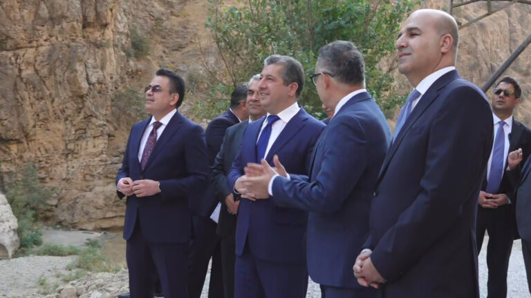 Başbakan Barzani, Geli Eli Beg'de yürütülen çalışmaları inceledi