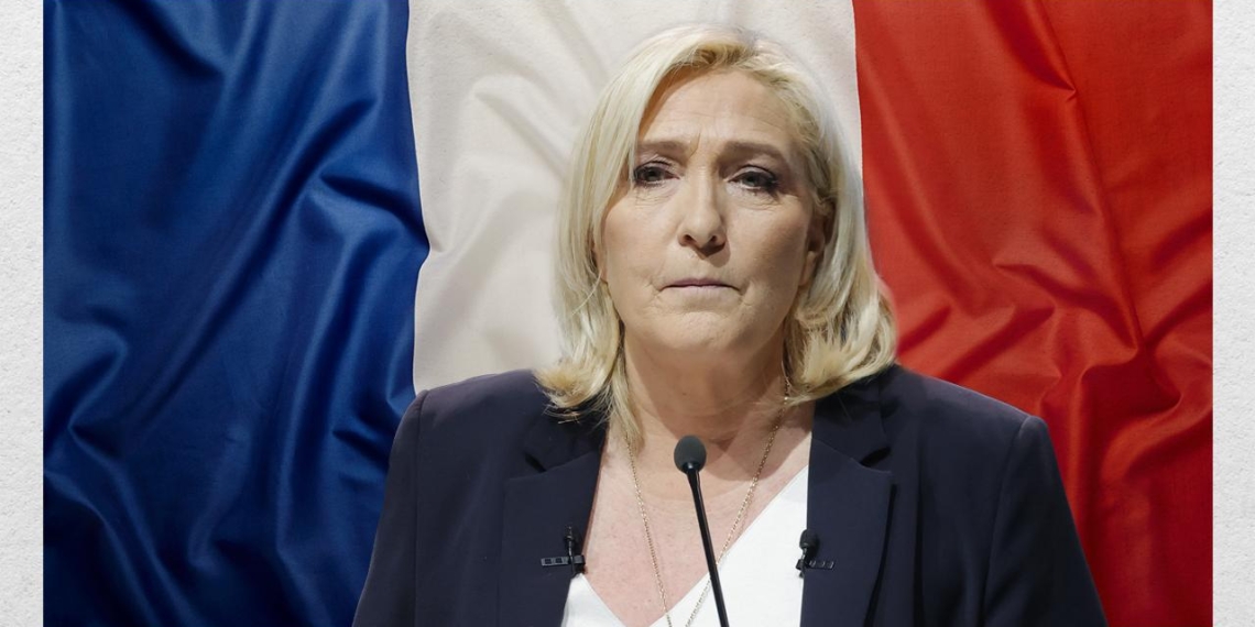 Le Pen'den açıklama: "Kürtler cesurca konuştu fakat korkakça terkedildiler"