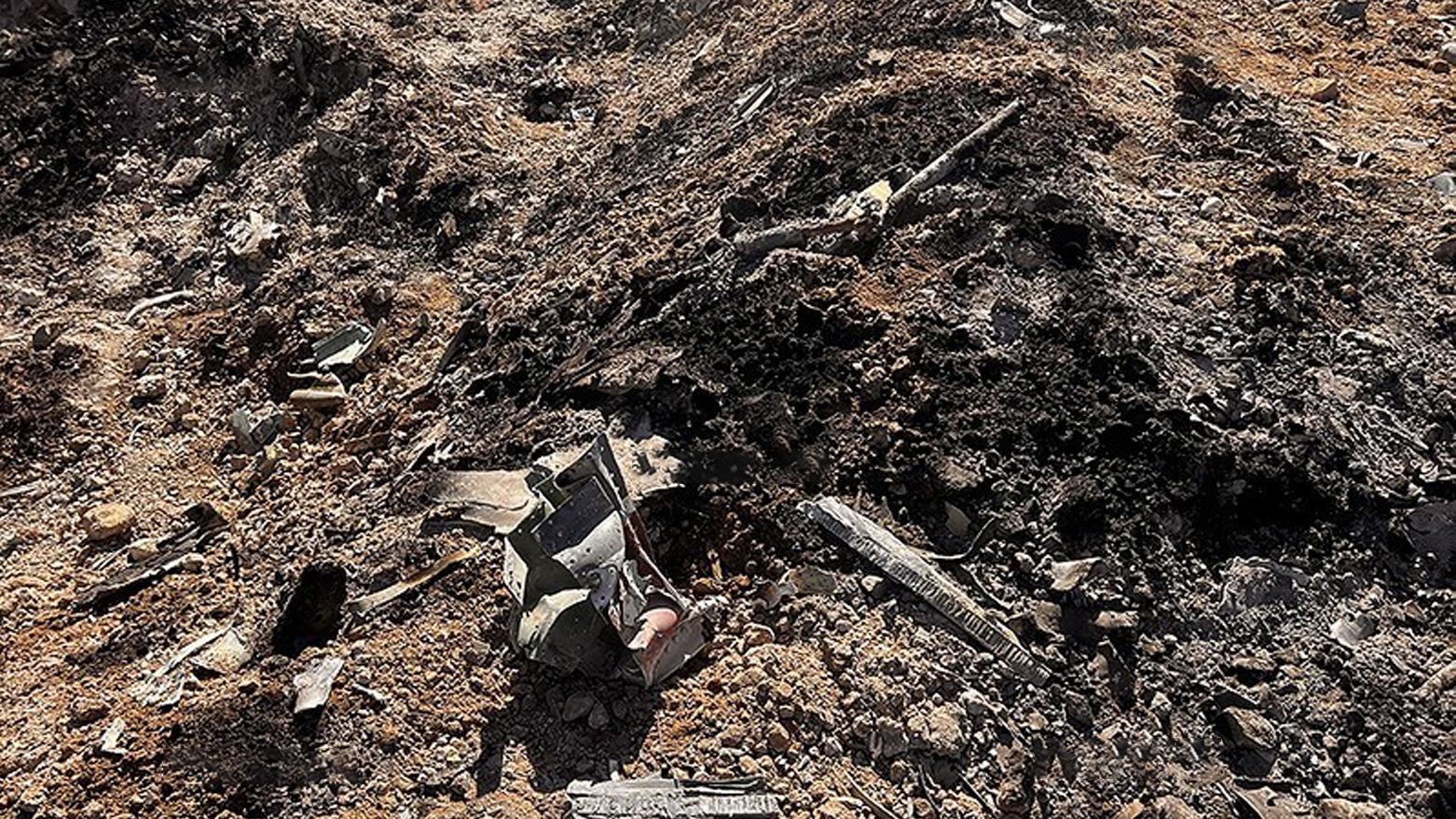 Axios: İran'da düşürülen ABD'ye ait savaş uçağındaki iki pilottan biri kurtarıldı