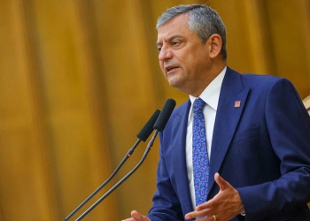 Özgür Özel’den yeni parti açıklaması: İsmi belli, logo çalışıyoruz